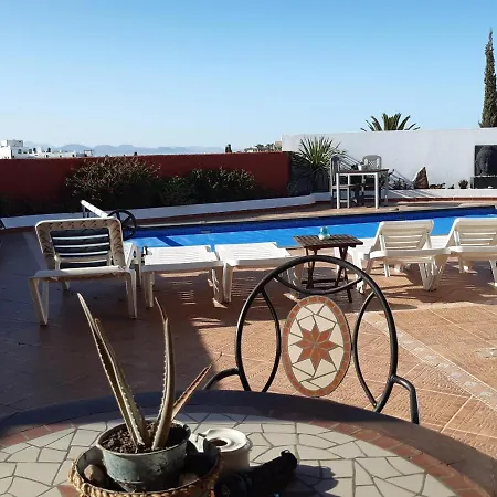 Villa Extremely Private Villa, Heated Pool & Jacuzzi, Pool Wet Bar, Great Views.