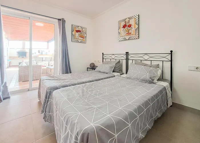 Villa Extremely Private Villa, Heated Pool & Jacuzzi, Pool Wet Bar, Great Views. *