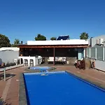 빌라 Extremely Private Villa, Heated Pool & Jacuzzi, Pool Wet Bar, Great Views.
