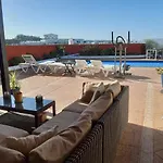 Extremely Private Villa, Heated Pool & Jacuzzi, Pool Wet Bar, Great Views. 빌라