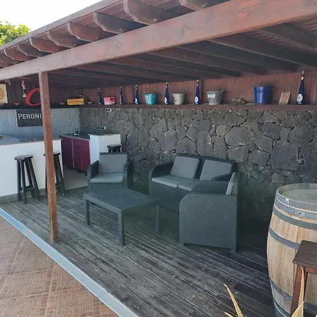 Extremely Private Villa, Heated Pool & Jacuzzi, Pool Wet Bar, Great Views. 빌라