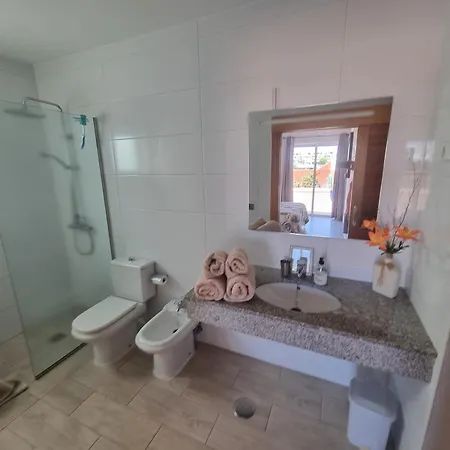 Extremely Private Villa, Heated Pool & Jacuzzi, Pool Wet Bar, Great Views.
